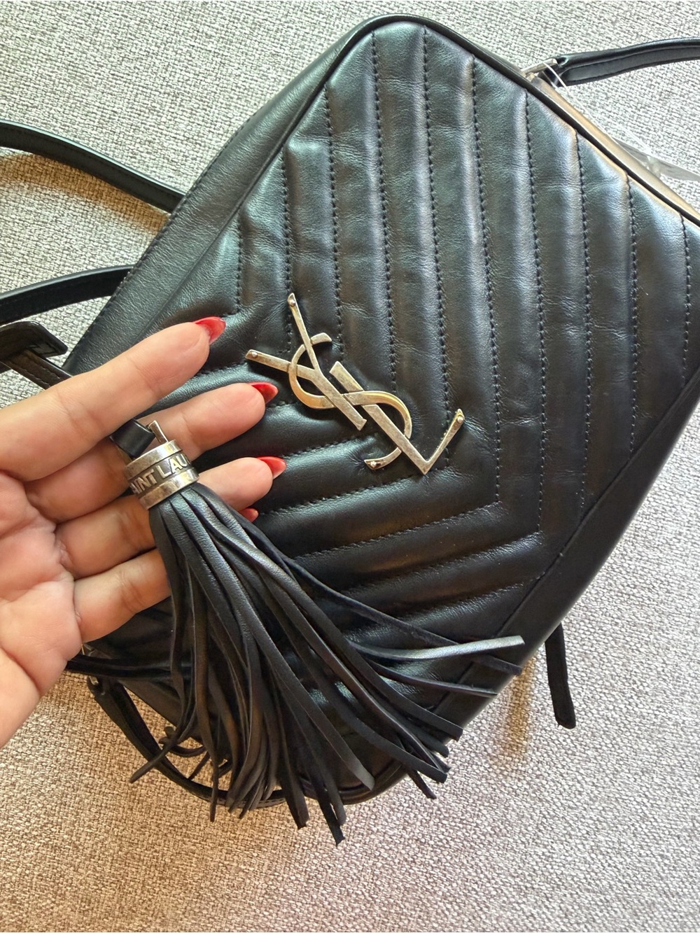 Saint Laurent Black Chevron Quilted Leather Crossbody Bag with Tassel silverlogo - Picture 13 of 16